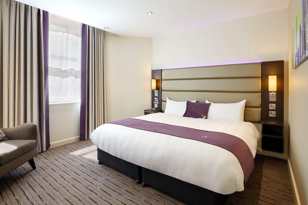 Premier Inn Leeds Headingley 외부 사진